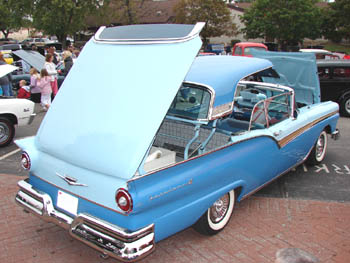 1957 Ford Skyliner retractable hardtop